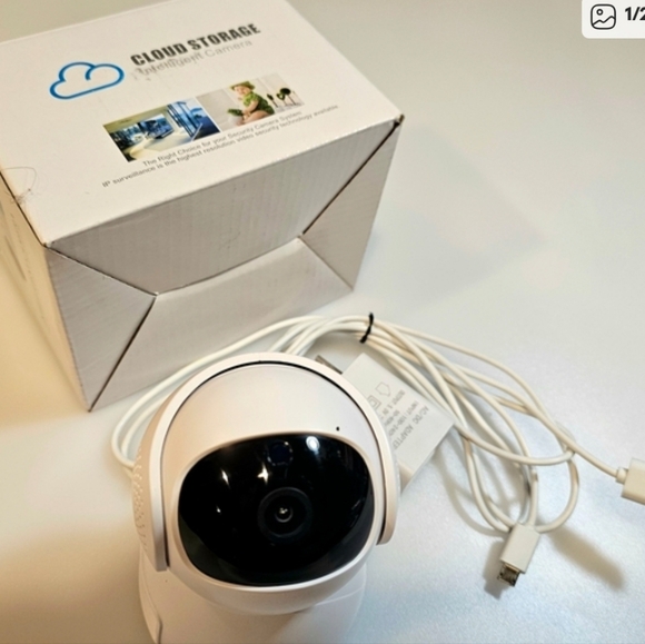 White Smart Security Camera - Picture 2 of 2
